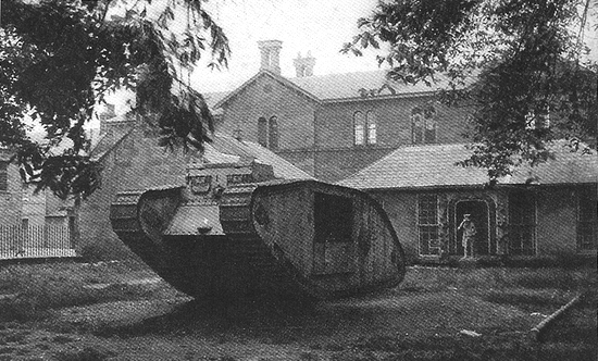 WW1 Tank, Palace Green