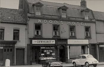 Wood's Hotel